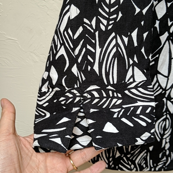 EUC East 5th | Linen Shirt - Picture 3 of 5